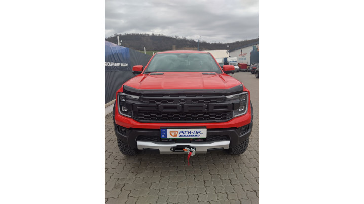 Winch, winch plate, window visors, hood guard installed on Ranger Raptor 2022