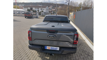 Tooneau cover, window visors, tailgate seal installed on Ford Ranger 2023