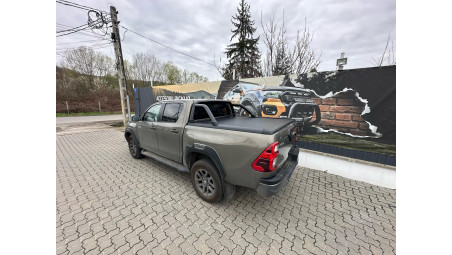 Montare capitonaj bena, rulou, rollbar pe Toyota Hilux 2024