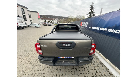 Montare Laderaumauskleidung, rulou, rollbar pe Toyota Hilux 2024