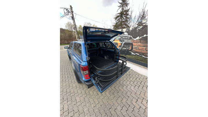 Bed extender installed on Ford Ranger Raptor 2019