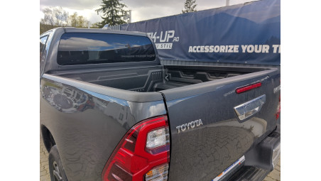 Montare capitonaj de bena si protectie margine bena pe Toyota Hilux 2018