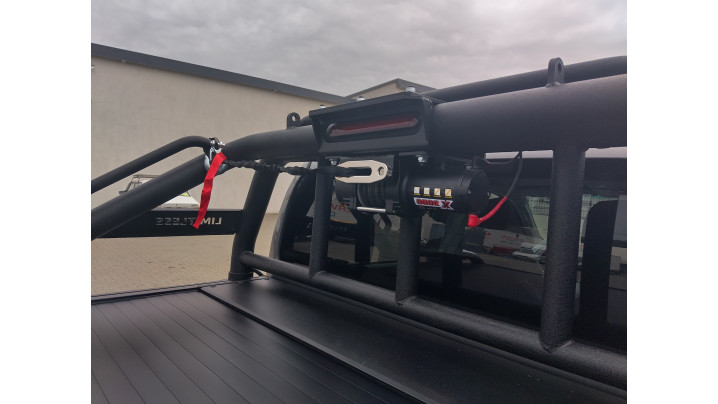 Bed liner, winch-winch plate, rollbar, rail guard installed on Toyota Hilux 2022