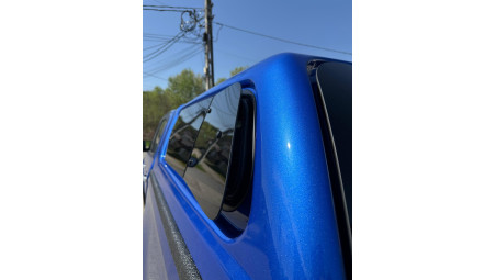 Canopy installed on Isuzu D-Max 2022