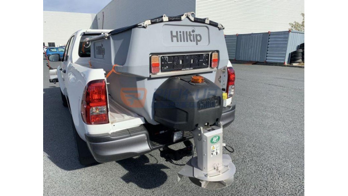 SALT SPREADER HIL 550