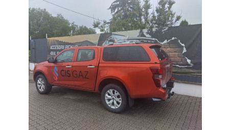 Canopy installed on Isuzu D-Max 2023