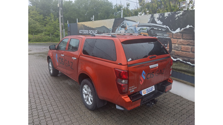 Montare hardtop pe Isuzu D-Max 2023