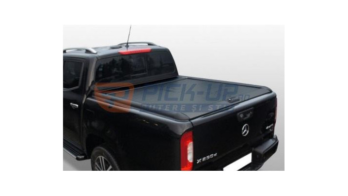 Black Tonneau Cover Mt Nis Np300 2016+