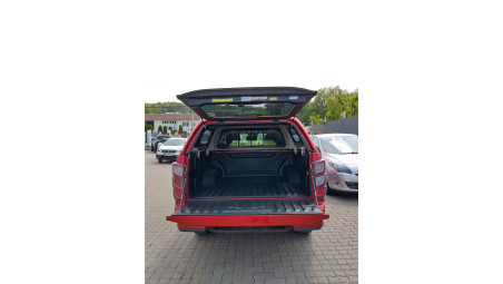 Montare capitonaj de bena und hardtop pe Isuzu D-Max 2022