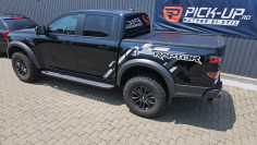 Roll cover installed on Ford Ranger Raptor 2023