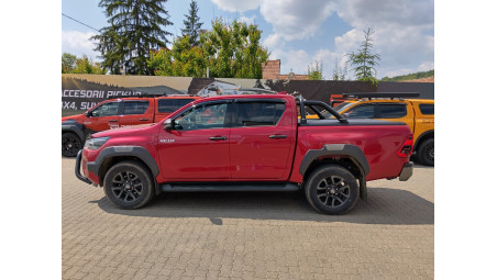 Fully equipped Toyota Hilux 2024