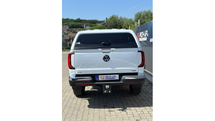 Canopy, winch-winch plate installed on Volkswagen Amarok 2023