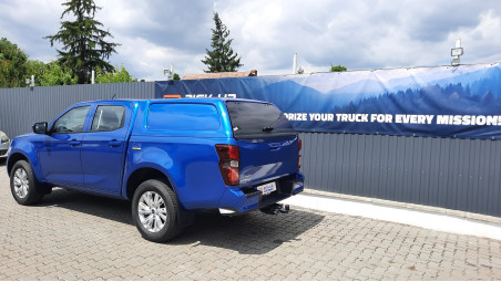 Canopy installed on Isuzu D-Max 2024