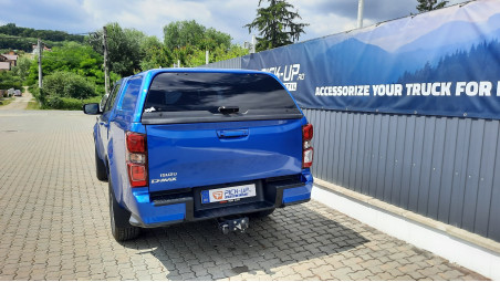 Canopy installed on Isuzu D-Max 2024