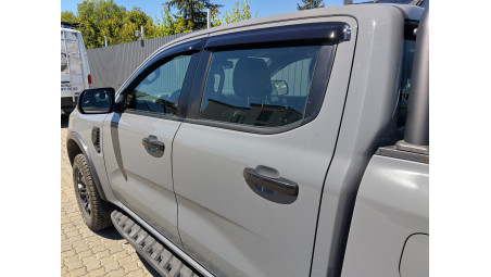 Montare deflector geam, capota pe Ford Ranger 2023