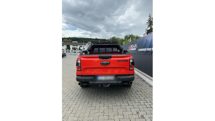 Roll cover, rollbar, , ledbar installed on Ford Ranger Raptor 2023