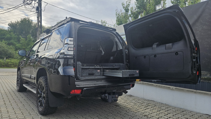 Echipare completa pentru Toyota Land Cruiser 2018