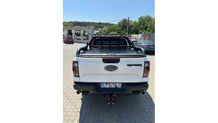 Roll cover and rollbar installed onFord Ranger Raptor 2025