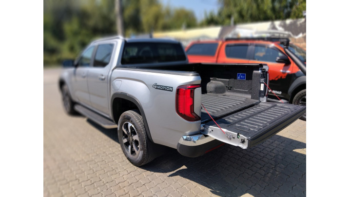 Roll cover installed on Volkswagen Amarok 2024