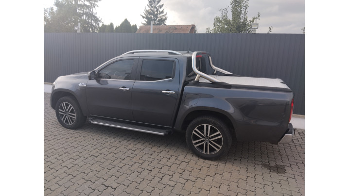 Roll cover installed on Mercedes X-Class 2018
