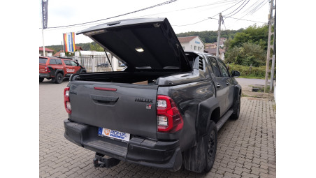 Tonneau Sport Cover, bed liner installed on Toyota Hilux GR Sport II