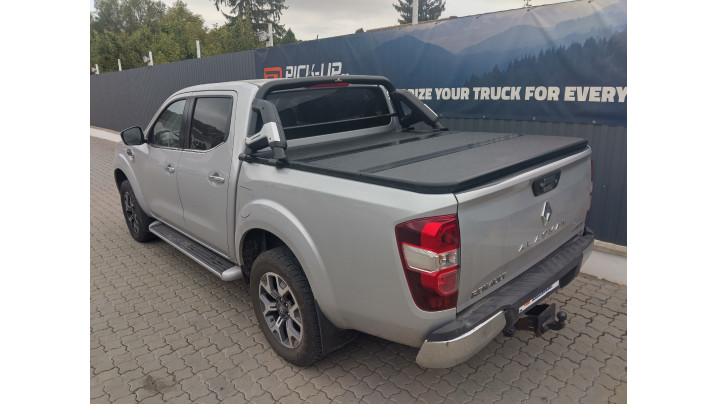 Trifold tonneau cover, bed liner installed on Renault Alaskan 2018