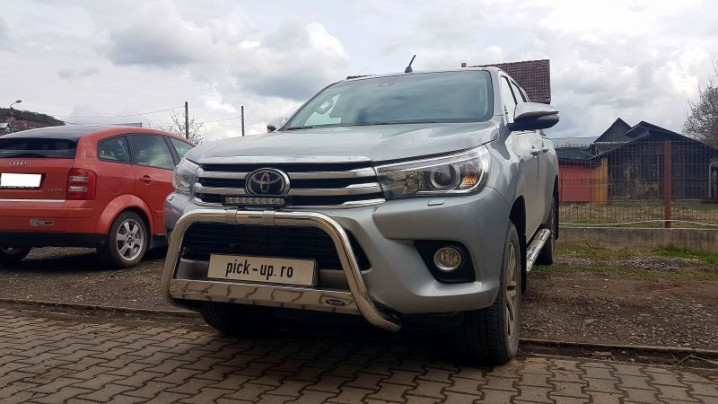 BULLBAR MED 410 TOYOTA REVO