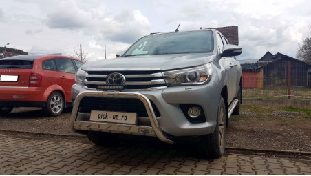 BULLBAR MED 410 TOYOTA REVO