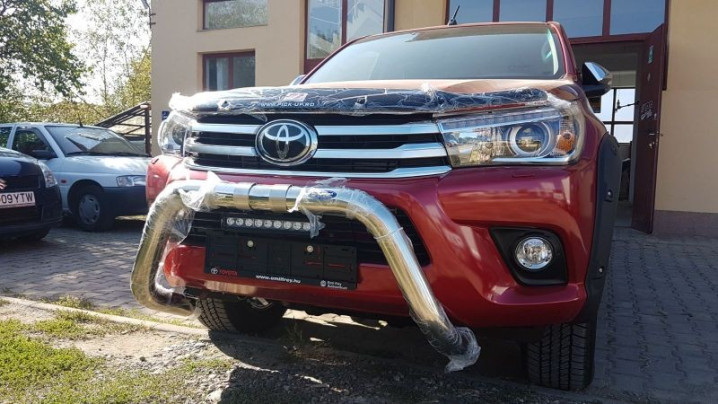 BULLBAR  SB 410 TOYOTA REVO