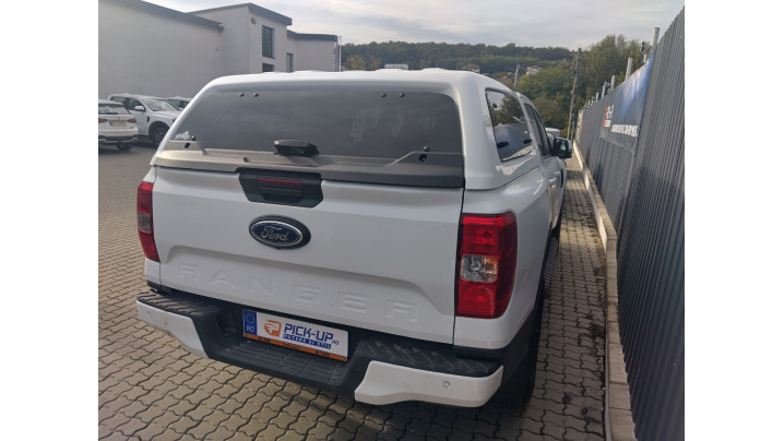 Canopy installed on Ford Ranger 2024