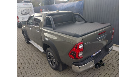 Fully equiped Toyota Hilux 2024