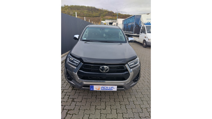 Fully equiped Toyota Hilux 2024