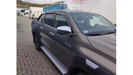 Fully equiped Toyota Hilux 2024