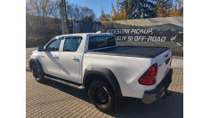 Roll cover, hood guard, window visors installed on Toyota Hilux 2024
