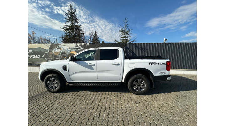 Roll cover and rollbar installed on Ford Ranger 2024
