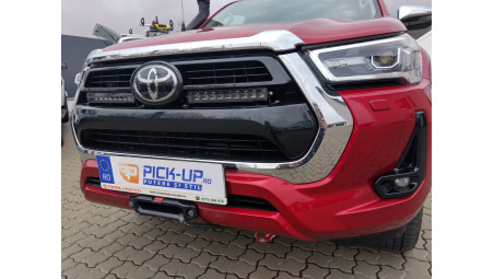 Fully equiped Toyota Hilux 2023