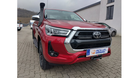 Fully equiped Toyota Hilux 2023