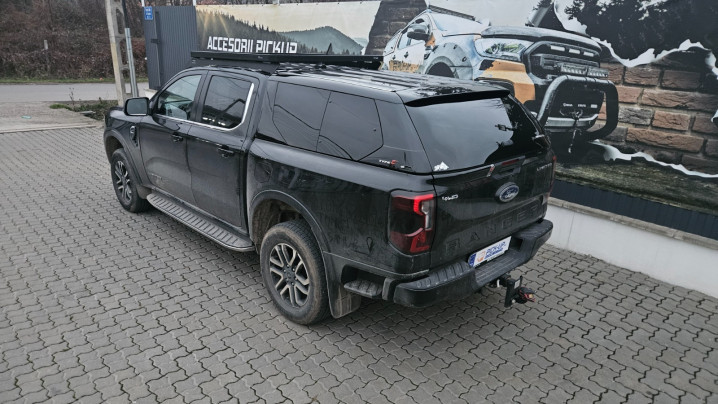 Alpha Type E+ Air canopy installed on Ford Ranger 2024