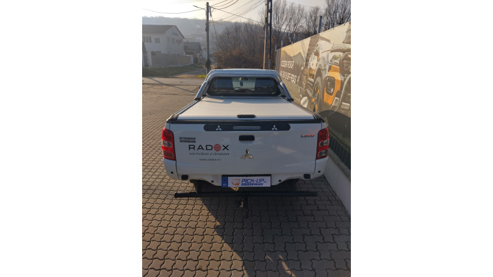 Roll Cover installed on Mitsubishi L200 Extra Cab 2016