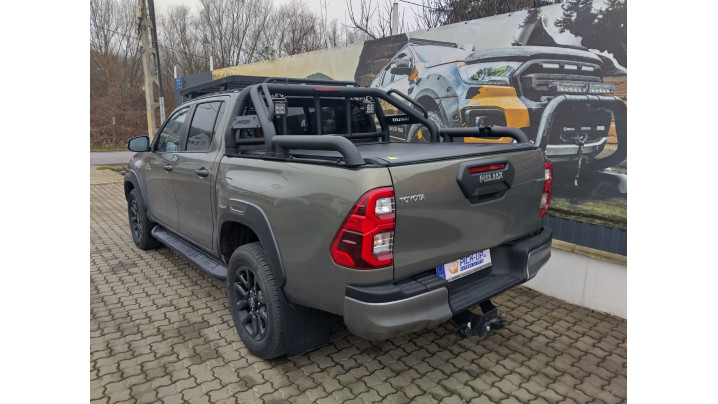 Fully equiped Toyota Hilux 2024