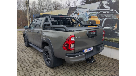 Fully equiped Toyota Hilux 2024