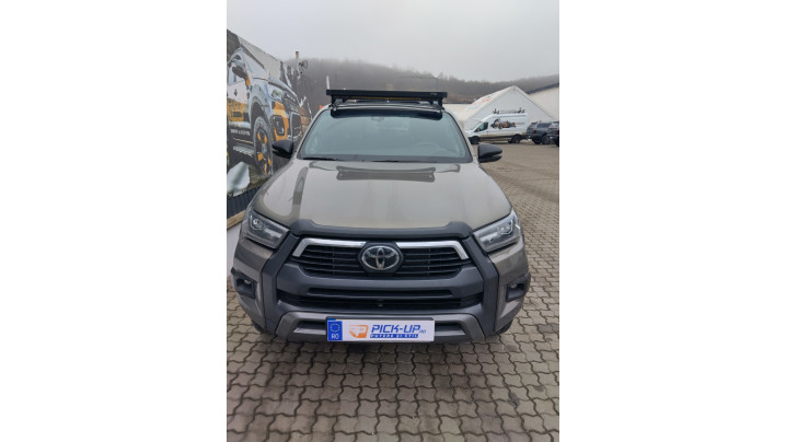 Fully equiped Toyota Hilux 2024
