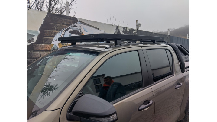 Fully equiped Toyota Hilux 2024