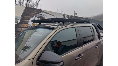 Fully equiped Toyota Hilux 2024