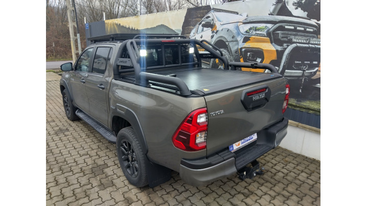 Fully equiped Toyota Hilux 2024