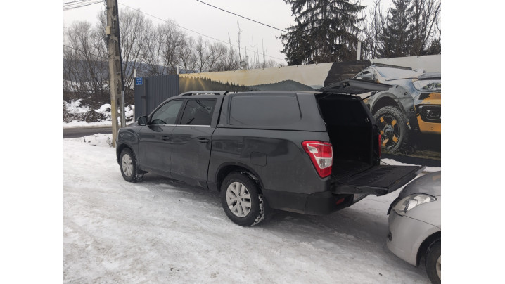 Road Ranger canopy installed on Ssang Yong Musso Grand 2024
