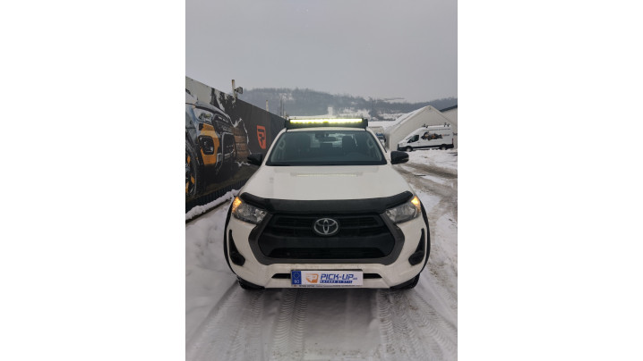 Fully equiped Toyota Hilux 2025