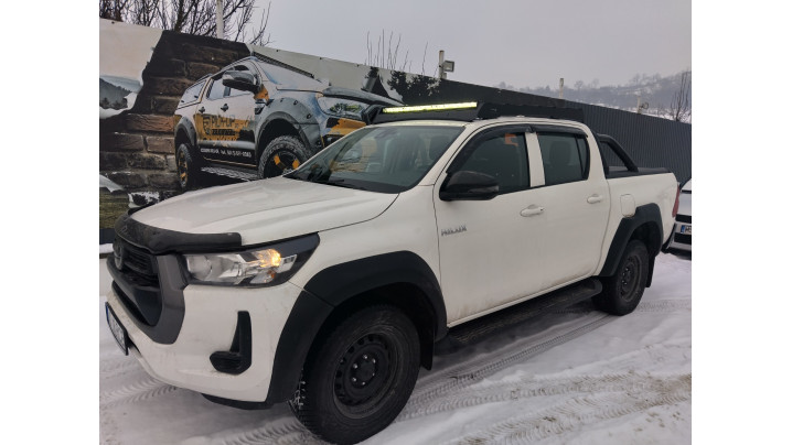 Fully equiped Toyota Hilux 2025