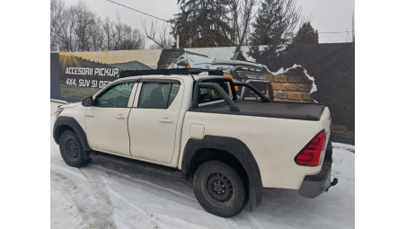 Fully equiped Toyota Hilux 2025