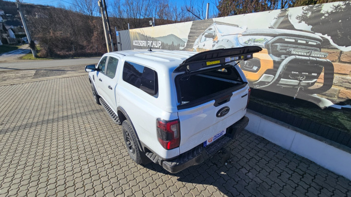 Aeroklas canopy installed on Ford Ranger Tremor 2025